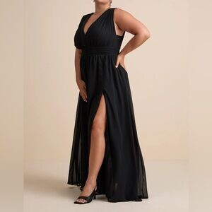 Elegant Black Evening Gown